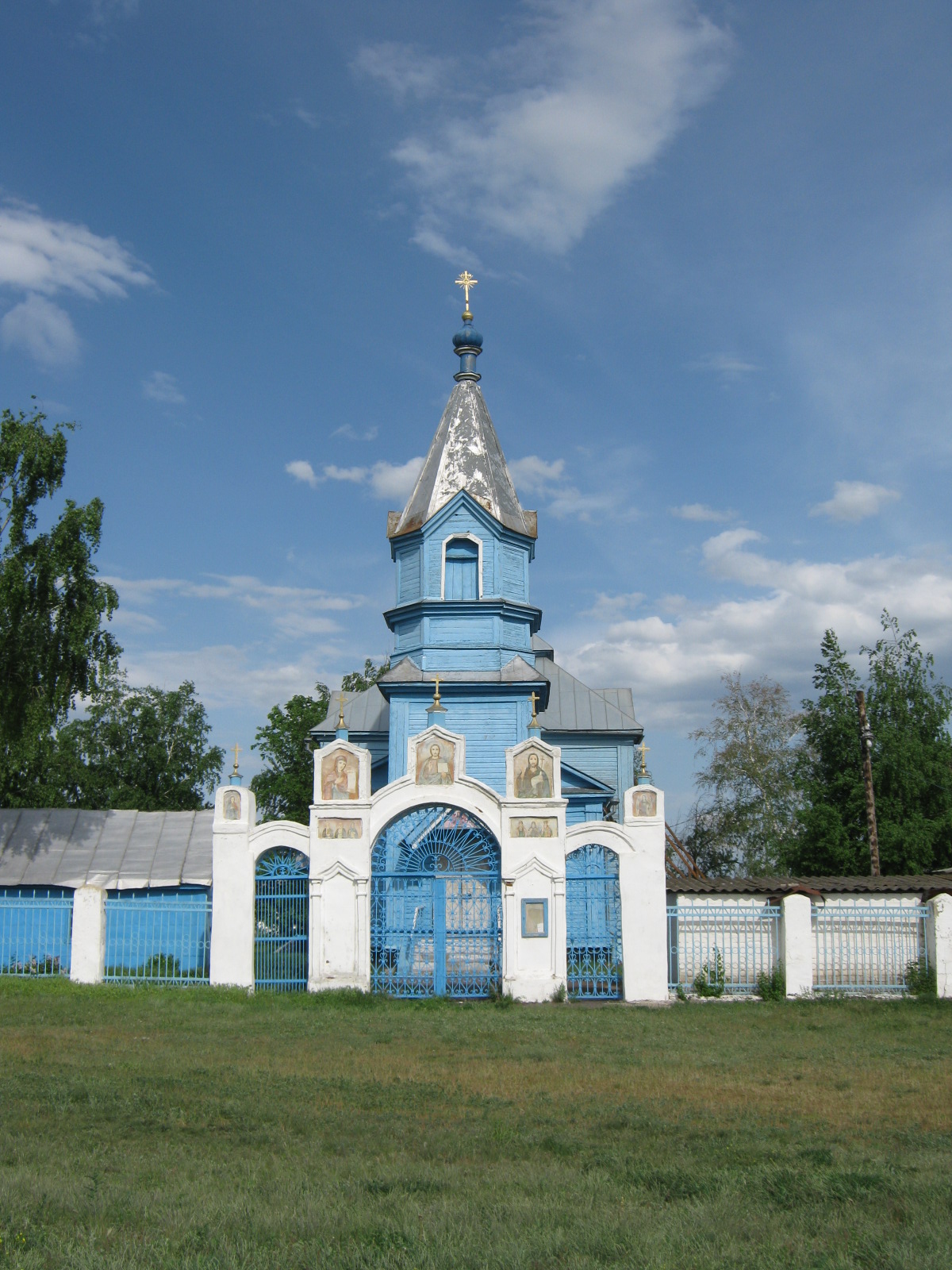 Михайло-Архангельский храм (с. Малые Ясырки).